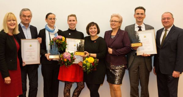 Preisträger und Laudatoren des Apotheken-Awards.