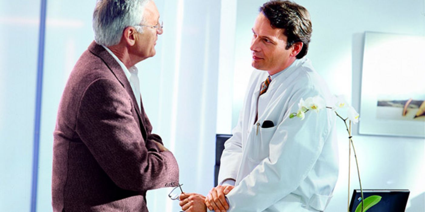 Arzt und Patient im Gespräch