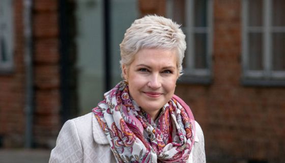 Manuela Schwesig hat den Kampf gegen Brustkrebs gewonnen.