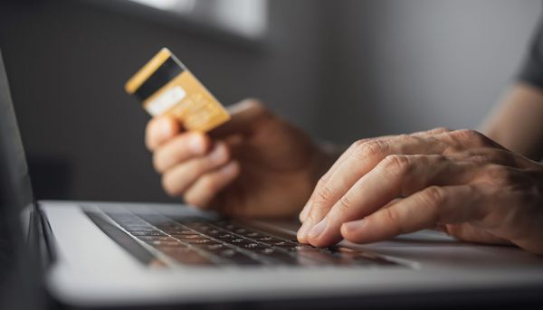 Gefährliche Potenzmittel aus dem Internet: Warnung vor „Black Horse“