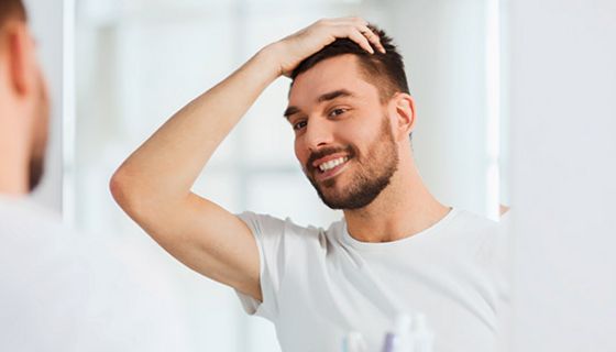 Viele Männer legen genauso viel Wert auf ihr Aussehen wie Frauen.