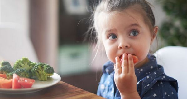 Forscher haben untersucht, wie sich gesunde Nahrungsmittel für Kinder attraktiver machen lassen.