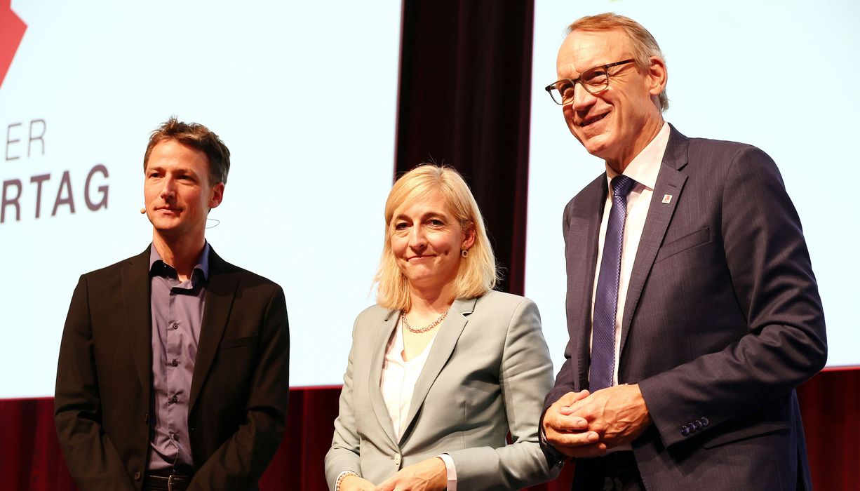 Ministerin Warken mit ABDA-Präsident Preis