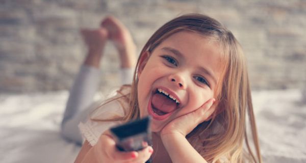 Wie gern Kinder fernsehen schauen, hat offenbar mit ihrem Temperament zu tun.