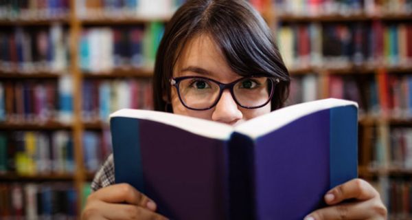 Kein Bücherwurm ohne Brille, oder?