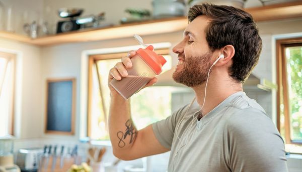 Mehr Kraft durch Schokoladenduft? Was Forscher im Beintraining beobachteten