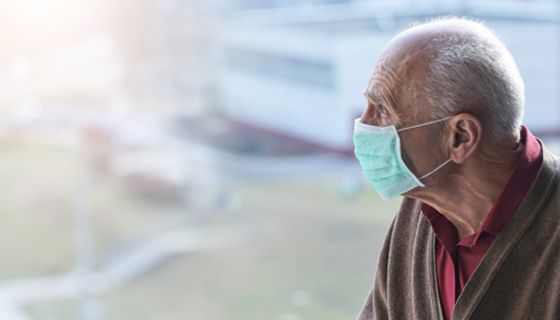 Forscher geben Entwarnung: Masken verändern den Gasaustausch nicht.