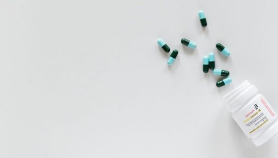 Nur jeder Zweite weiß, dass Antibiotika nicht gegen Viren helfen.
