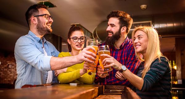 Alkohol lässt das Herz schneller schlagen.