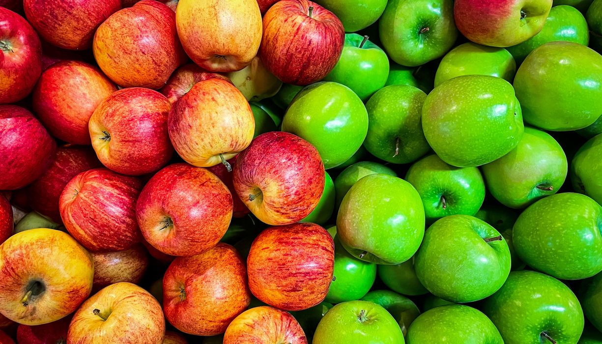 Äpfel: So gesund ist das beliebte Obst | aponet.de