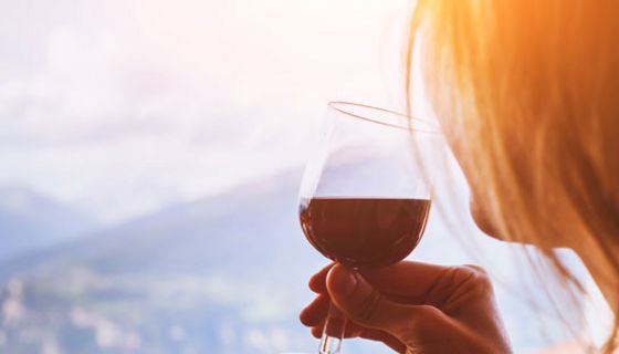 Moderate Mengen Alkohol könnten das Immunsystem unterstützen.