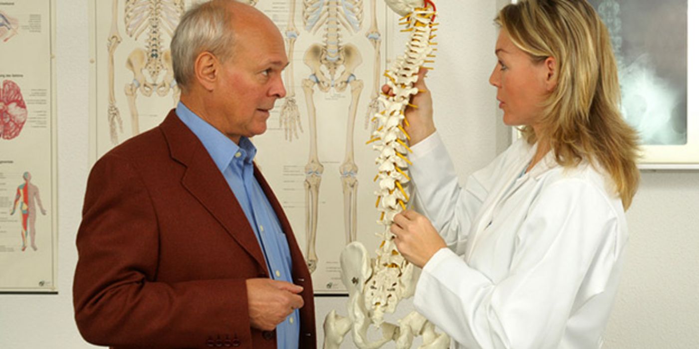 Rückenschmerzen können ganz unterschiedliche Ursachen haben.