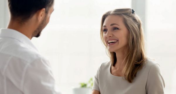 Trügerisch: Anhand der Mimik lassen sich Emotionen nur selten deuten.