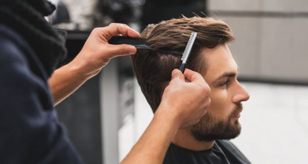 Die Haare verraten so einiges über eine Person.