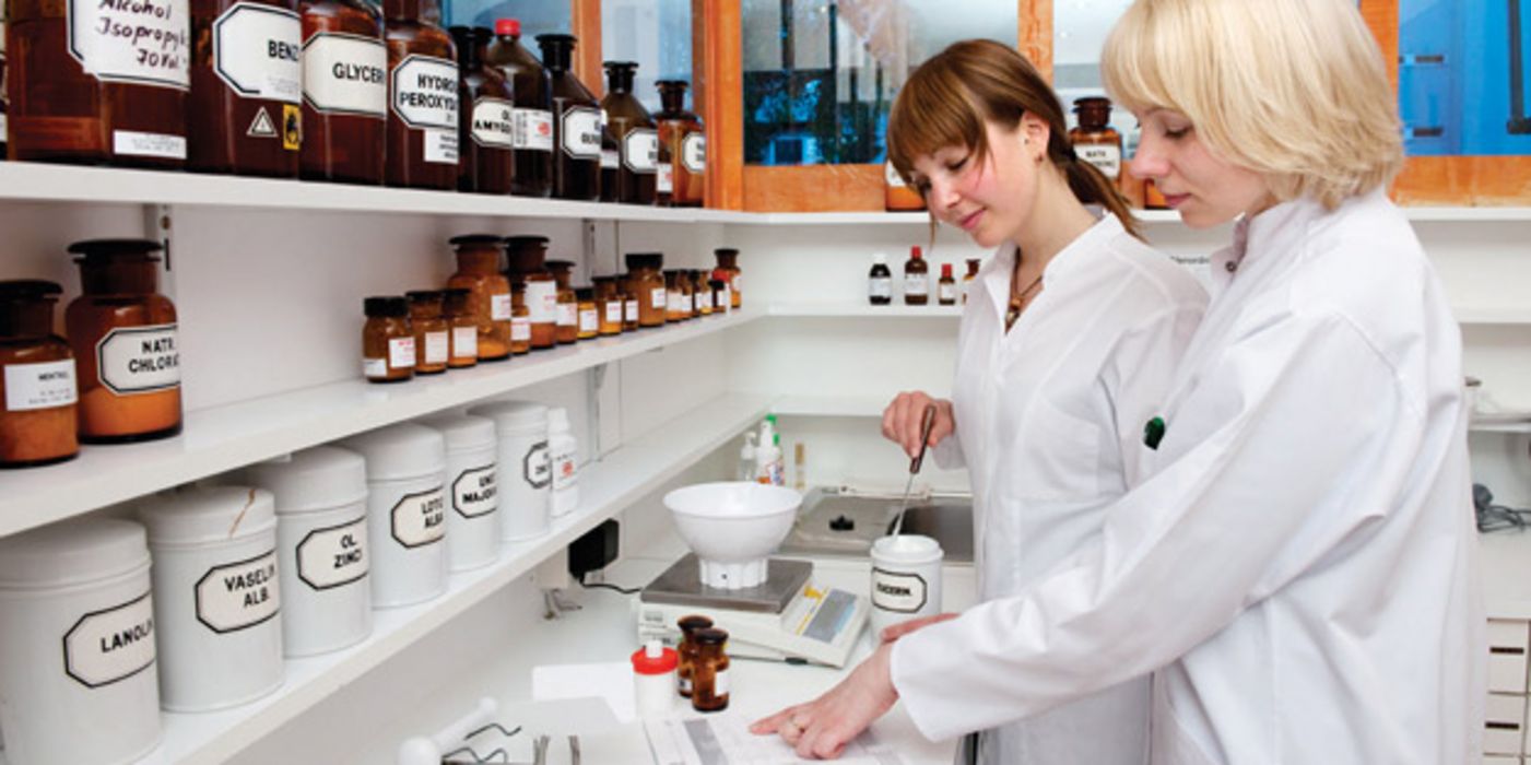 Apotheken stellen mehr als 12 Millionen Rezepturen her | aponet.de