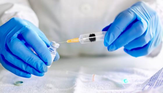 Immer weniger Menschen sind bereit, sich gegen das neuartige Coronavirus impfen zu lassen.