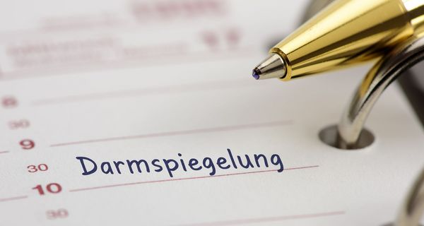 Eintrag "Darmspiegelung" in einem Terminkalender.