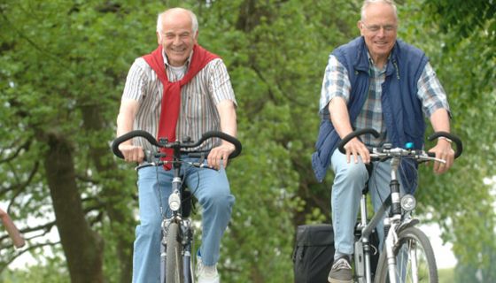 Senioren auf dem Fahrrad