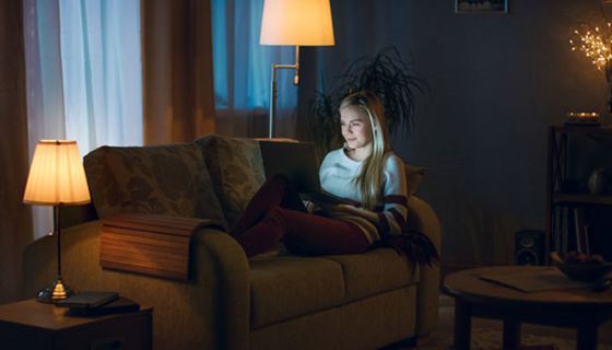 Schummriges Licht könnte sich auf das Gehirn auswirken.