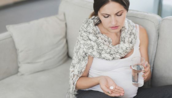 Paracetamol gilt bei Schmerzen als Mittel der Wahl in der Schwangerschaft.