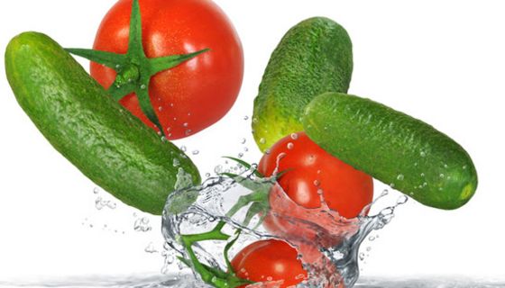 Tomaten und Gurken