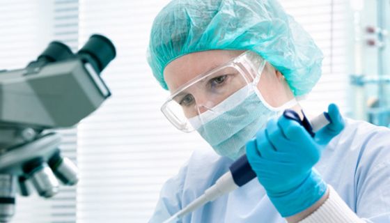 Forscher haben eine neue Krebstherapie getestet.