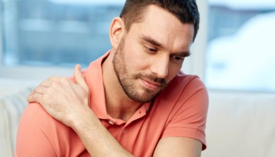 Bei Arthrofibrose könnte ein Schwangerschaftshormon helfen.