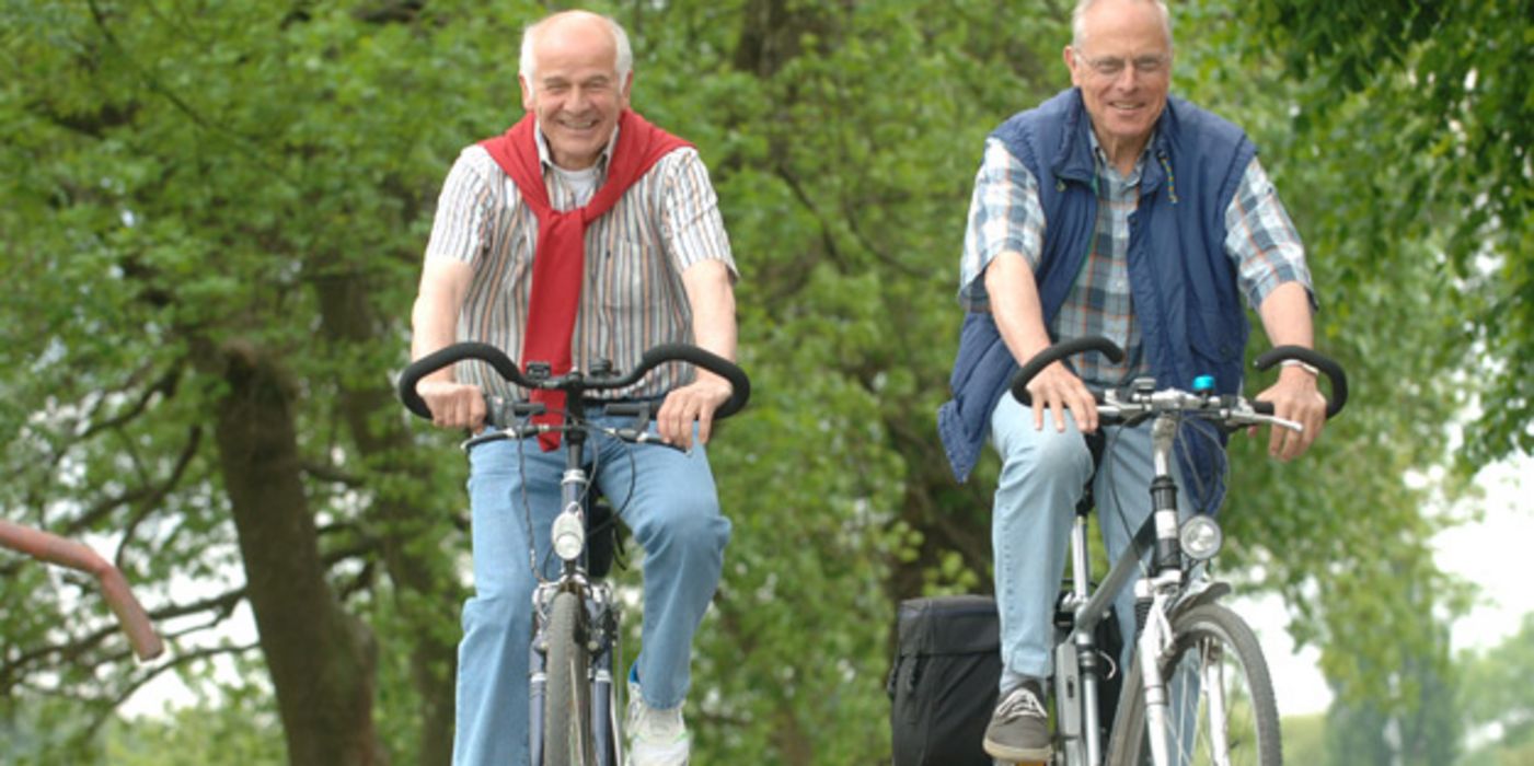 Senioren auf dem Fahrrad
