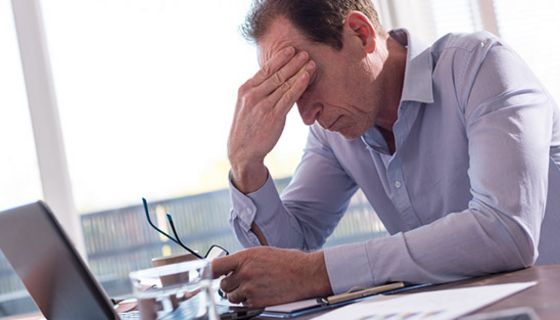 Stress und Schlafstörungen sollten behandelt werden.