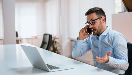 Gestikulieren macht auch am Telefon Sinn.