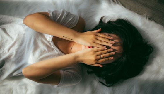 Vor allem Frauen leiden unter Stress im Studium.