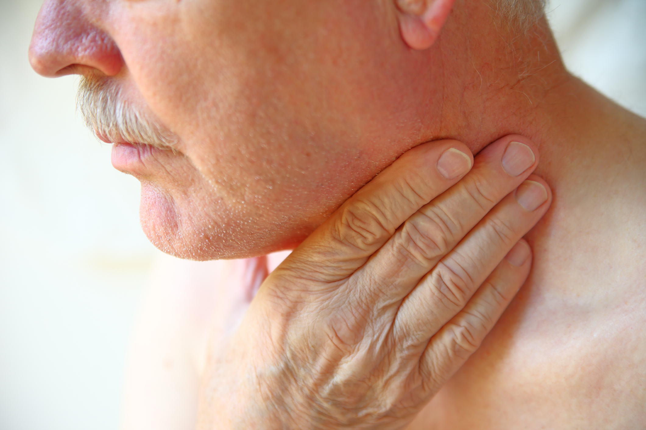 Fett in den Lymphknoten: Warum die Immunabwehr im Alter nachlässt |  aponet.de